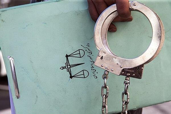 یک بازداشت دیگر از هلال احمر ، مدیرعامل سابق سازمان تدارکات یک بازداشت دیگر از هلال احمر ، مدیرعامل سابق سازمان تدارکات پزشکی بازداشت شد