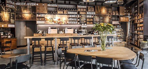 محبوب ترین کافه های زعفرانیه در آبان 1404: جایی برای قهوه، مصاحبه و چشم انداز